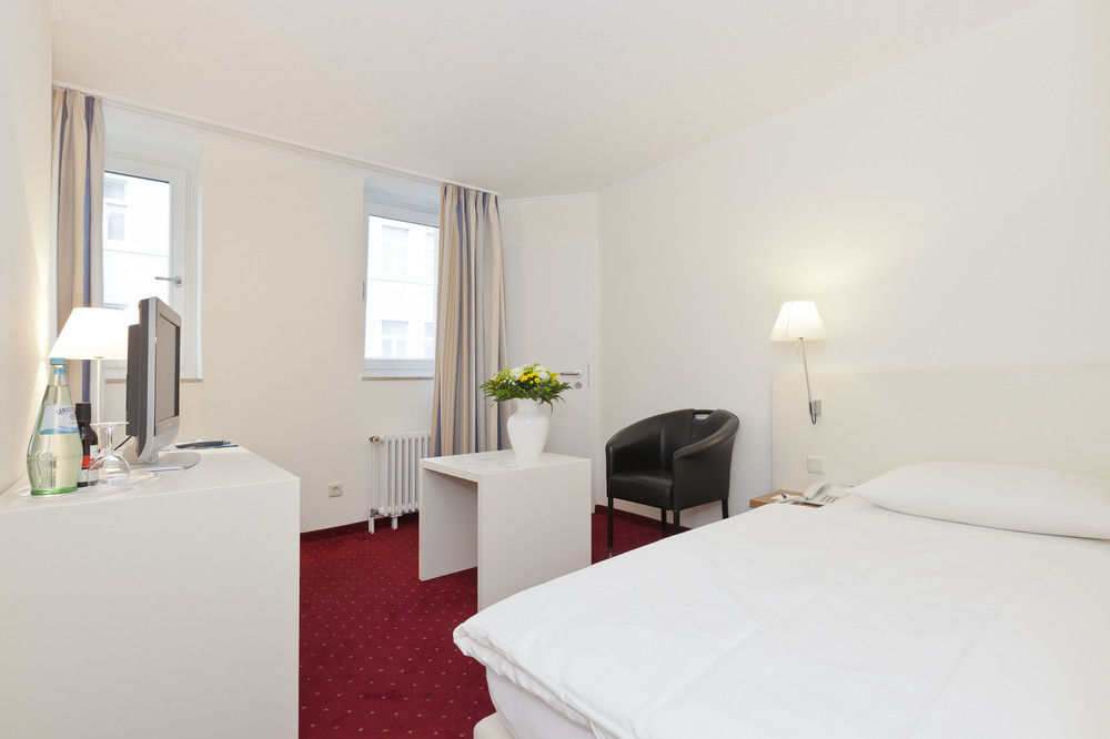 Michels Strandhotel Germania Norderney Buitenkant foto